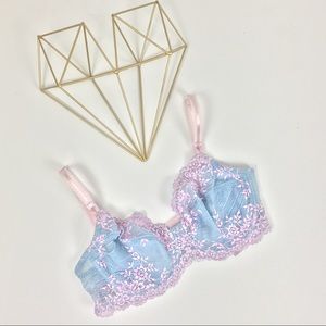 Wacoal Blue & Lavender Embroidered Bra 34D